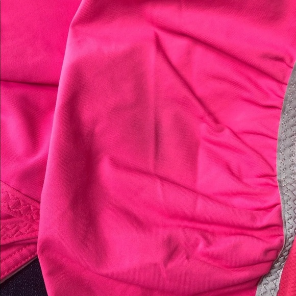 Lululemon Run: Pace Crop Pinkelicious Size 6 - Picture 7 of 8